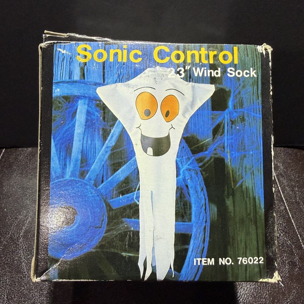 VTG 90s Sonic Control Ghost Shakes, Sounds, Lights up Motion, Works! With Box